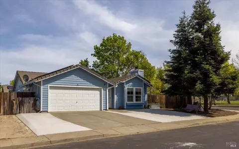 1880 Quail Meadows Cir, Vacaville, CA 95687