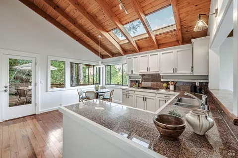 70 Black Log Rd, Kentfield, CA 94904 photo 11