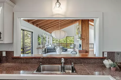70 Black Log Rd, Kentfield, CA 94904 photo 14