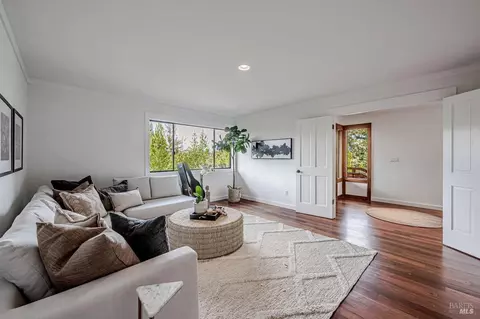 70 Black Log Rd, Kentfield, CA 94904 photo 16