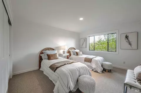 70 Black Log Rd, Kentfield, CA 94904 photo 28