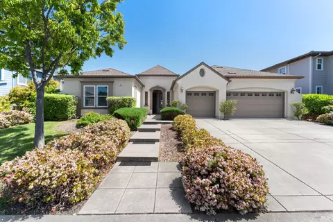365 Mcallister Dr, Benicia, CA 94510
