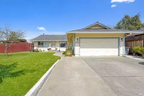 8544 Larch Ave, Cotati, CA 94931