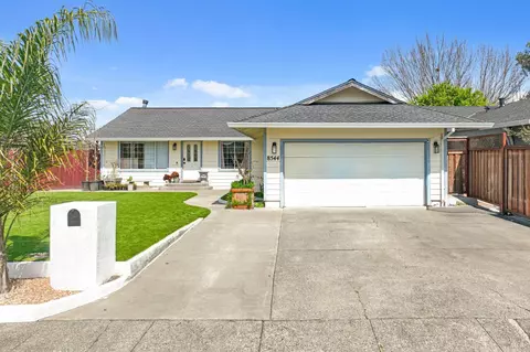 8544 Larch Ave, Cotati, CA 94931 photo 2