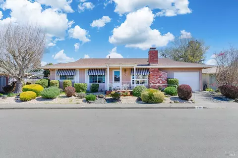 206 Belhaven Cir, Santa Rosa, CA 95409