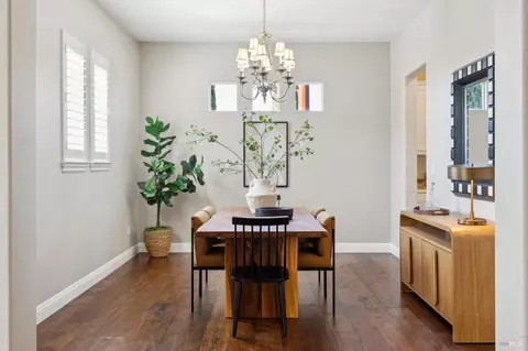 Dining - 5232 Sunridge Dr, Fairfield, CA 94534 photo 2 of 7