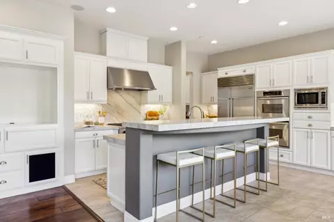 Kitchen - 5232 Sunridge Dr, Fairfield, CA 94534 photo 10 of 10