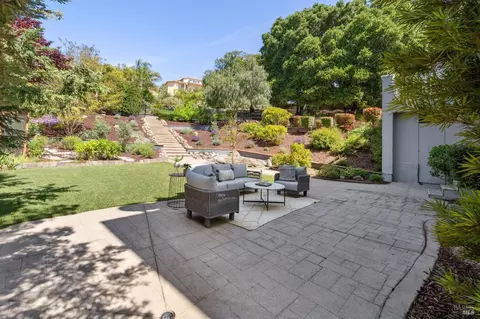 Exterior - 5232 Sunridge Dr, Fairfield, CA 94534 photo 10 of 35