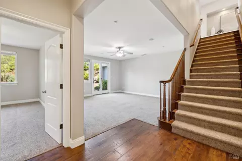 Entry Way - 5232 Sunridge Dr, Fairfield, CA 94534 photo 6 of 7