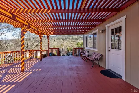 Exterior - 830 Riverside Dr, Ukiah, CA 95482 photo 4 of 7