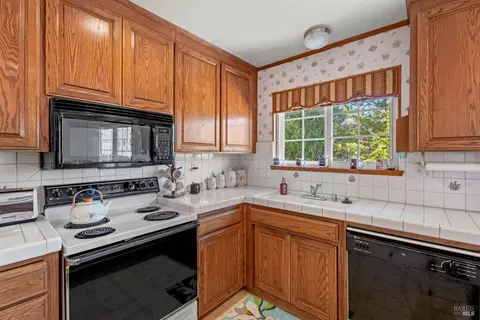 Kitchen - 830 Riverside Dr, Ukiah, CA 95482 photo 2 of 2