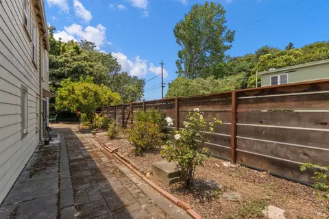 2122 Napa St, Vallejo, CA 94590 photo 31