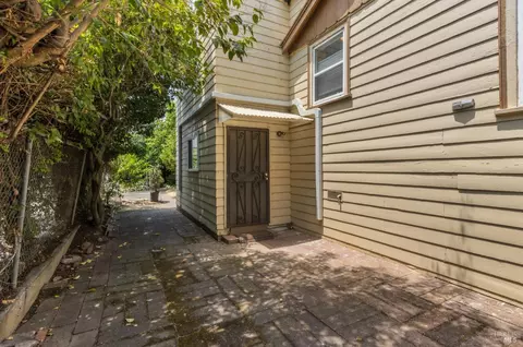 2122 Napa St, Vallejo, CA 94590 photo 24