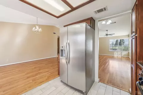 2812 Whitney Dr, Fairfield, CA 94533 photo 14