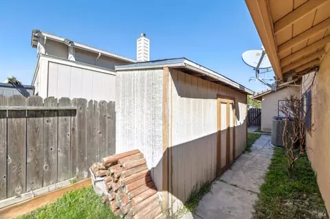 2812 Whitney Dr, Fairfield, CA 94533 photo 34