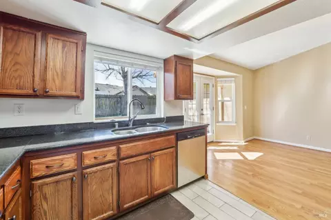 2812 Whitney Dr, Fairfield, CA 94533 photo 13