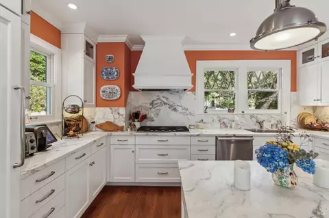 45 Wellington Ave, Ross, CA 94957
