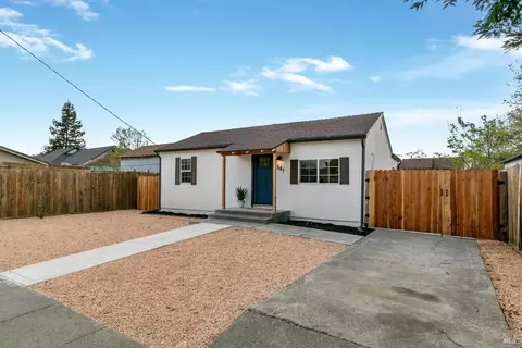 541 S Jackson St, Dixon, CA 95620