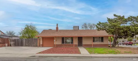 900 5th St, Fairfield, CA 94533