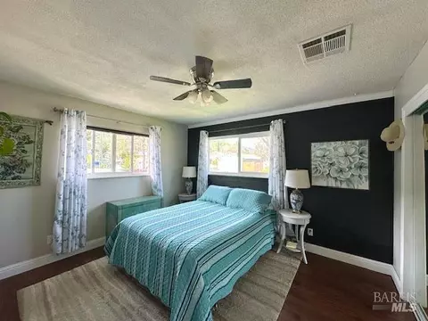 Bedroom - 75 Fairview Ct, Ukiah, CA 95482 photo 2 of 4