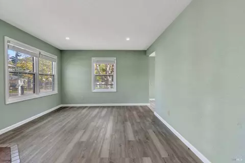 2941 Irwin St, Vallejo, CA 94591 photo 8