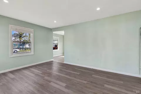 2941 Irwin St, Vallejo, CA 94591 photo 9