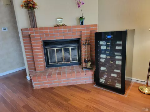 337 Clydesdale Dr, Vallejo, CA 94591 photo 4