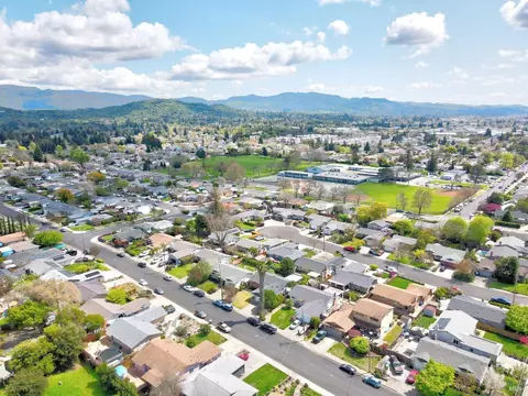 953 Windsor St, Napa, CA 94558 photo 46