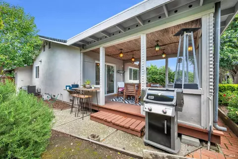 953 Windsor St, Napa, CA 94558 photo 41