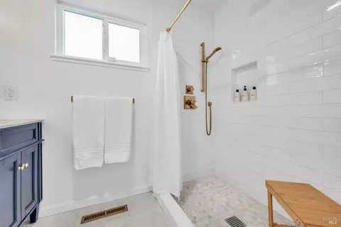 953 Windsor St, Napa, CA 94558 photo 34