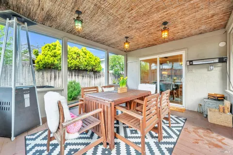 953 Windsor St, Napa, CA 94558 photo 37