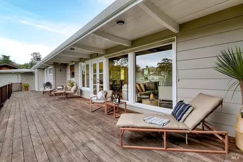 22 Broadview Dr, San Rafael, CA 94901