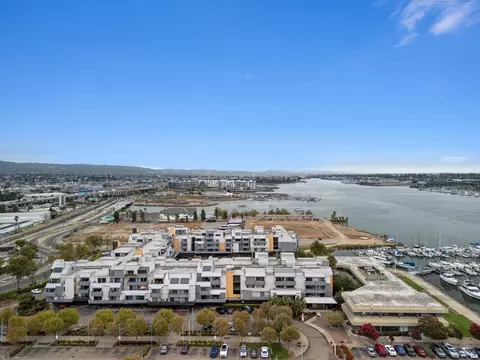 View/Area - Undisclosed, Oakland, CA 94607 photo 3 of 3