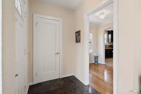 Entry Way - 30 Buena Vista Ave, Vallejo, CA 94590 photo 1 of 8