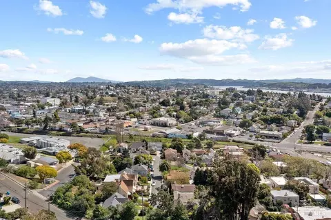 View/Area - 30 Buena Vista Ave, Vallejo, CA 94590 photo 3 of 5