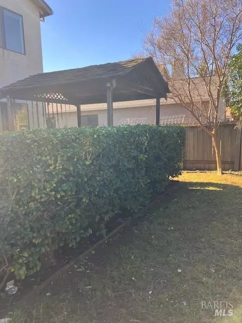 1014 Birch Ct, Fairfield, CA 94533 photo 8