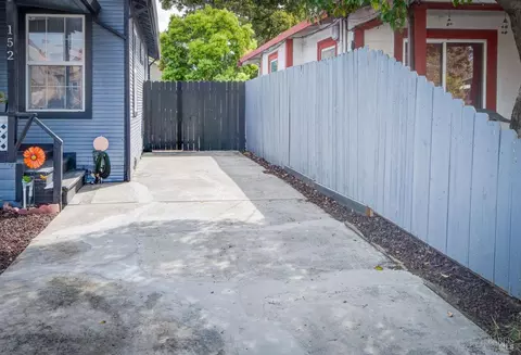 Exterior - 152 12th St, Vallejo, CA 94590 photo 2 of 8