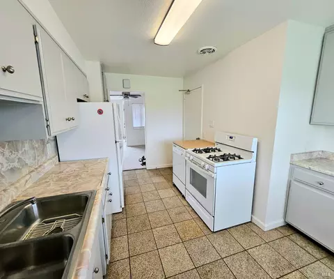 416 Vervais Ave, Vallejo, CA 94591 photo 10