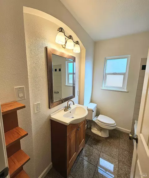 416 Vervais Ave, Vallejo, CA 94591 photo 11