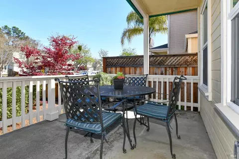 948 Dorothea Ct, Windsor, CA 95492 photo 3