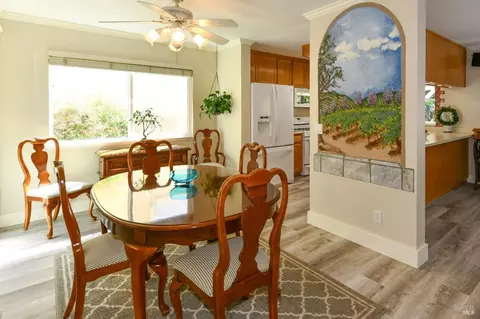 948 Dorothea Ct, Windsor, CA 95492 photo 9