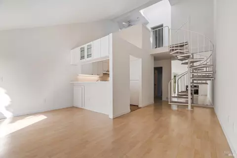 Living - 156 Courtyards E, Windsor, CA 95492 photo 2 of 6