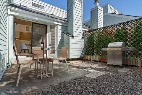 Exterior - 156 Courtyards E, Windsor, CA 95492 photo 1 of 4