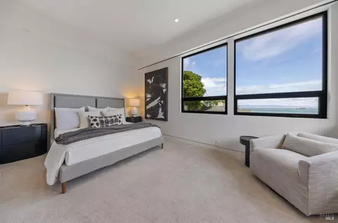 Bedroom - 311 2nd St, Sausalito, CA 94965 photo 3 of 8