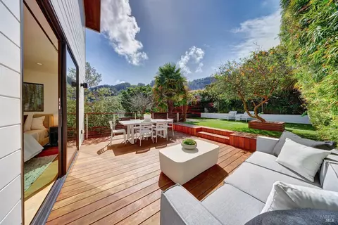 Exterior - 311 2nd St, Sausalito, CA 94965 photo 4 of 14