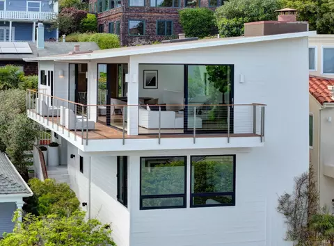 Exterior - 311 2nd St, Sausalito, CA 94965 photo 2 of 14