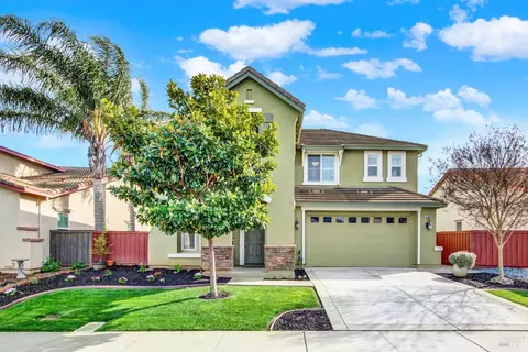 2265 Newcastle Dr, Vacaville, CA 95687