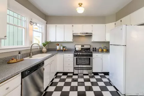 15 Harris St, Petaluma, CA 94952 photo 14