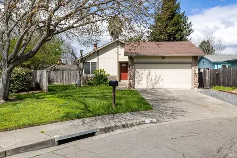 1035 Waterbrook Ct, Santa Rosa, CA 95401