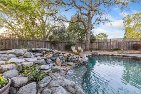 219 Persimmon Pl, Windsor, CA 95492 photo 25